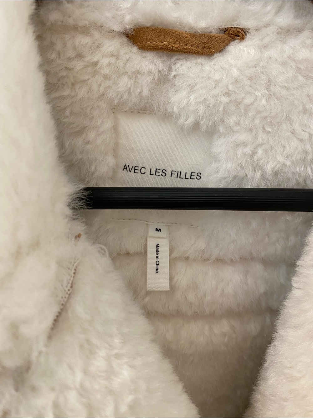 Avec Les Files Cropped Faux Shearling Aviator Jacket - Tan & Cream - Picture 3 of 3